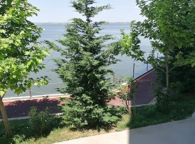 By The Апартаменты Мамая